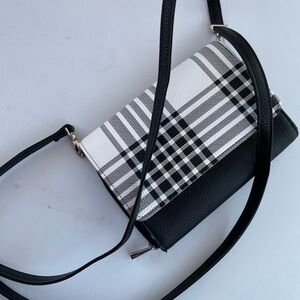 Jewell Wallet with Strap